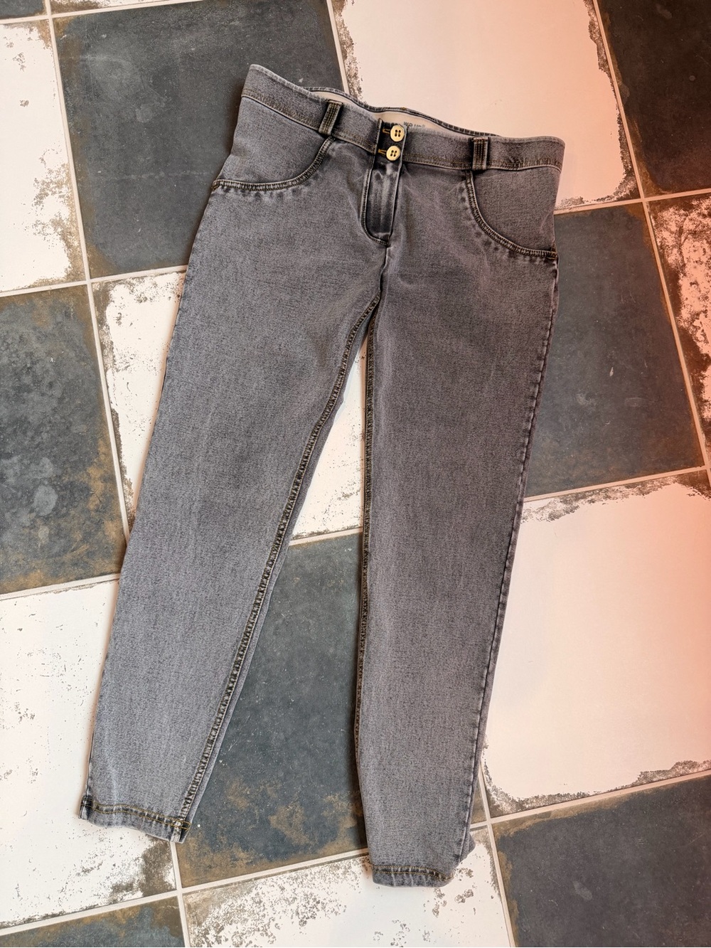 Freddy Gray High-Waist Slim Leg Leggings